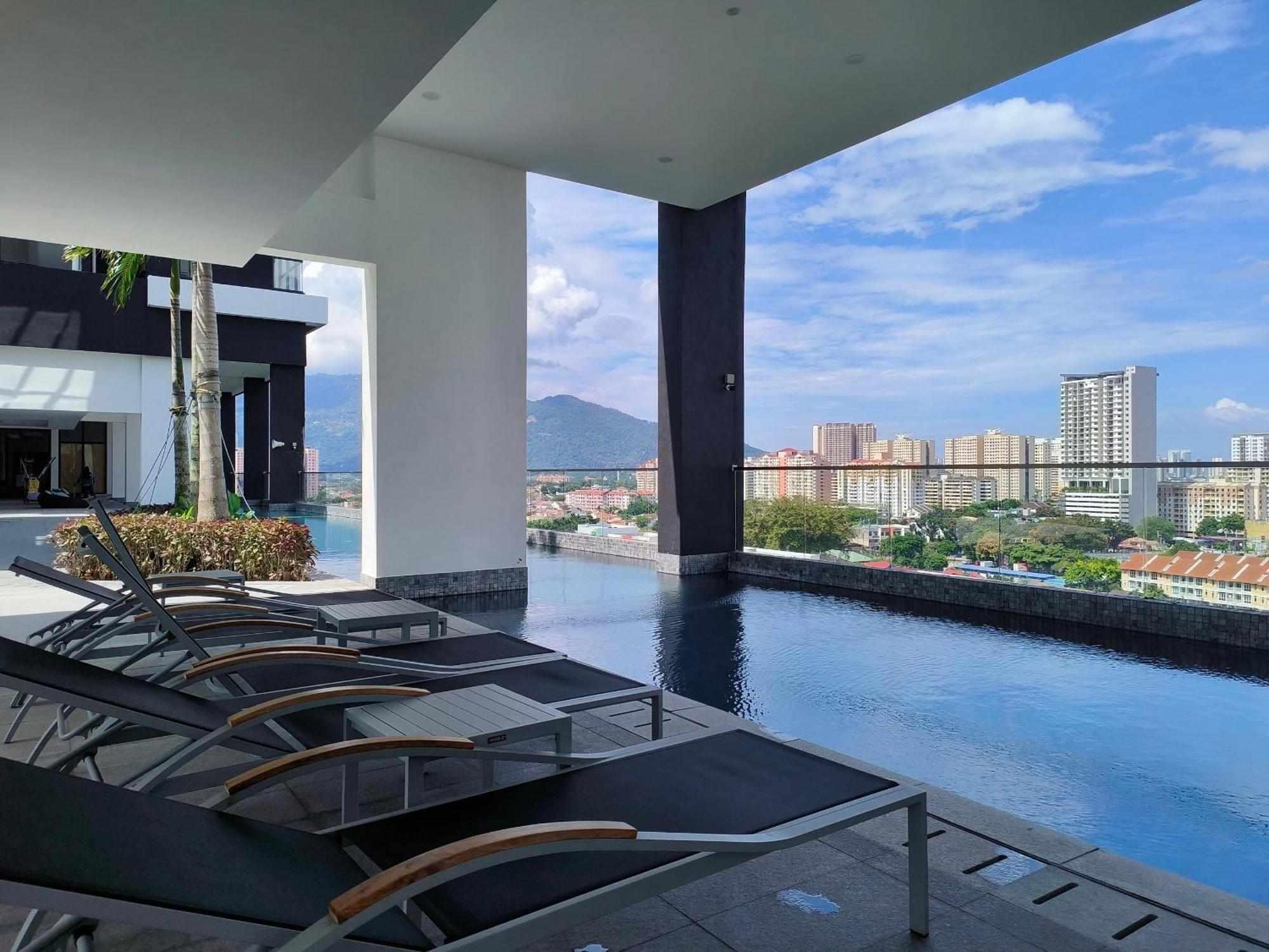 Urban Suites Two Or Three Bedroom Georgetown By Anc Jelutong Exterior photo