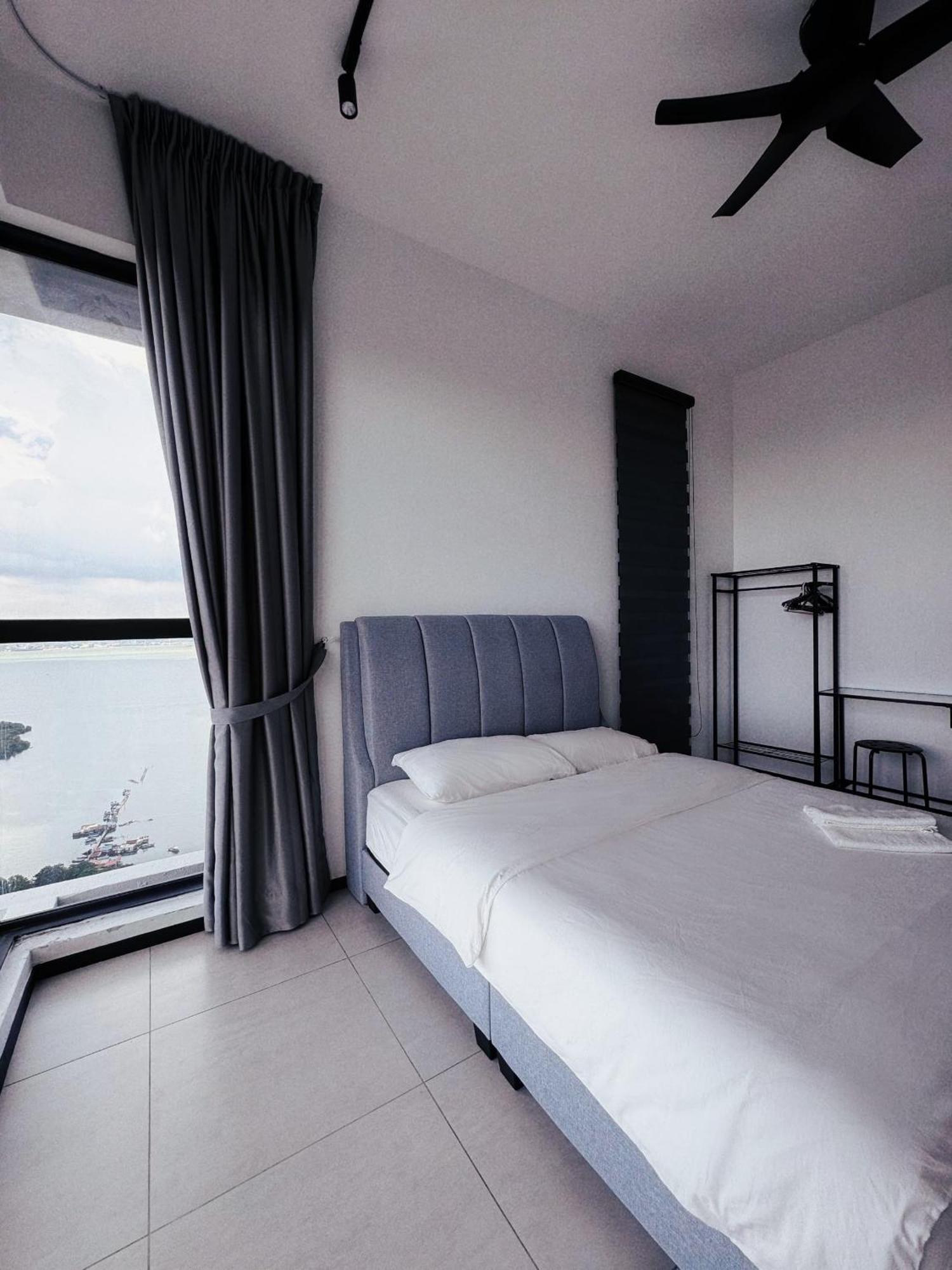 Urban Suites Two Or Three Bedroom Georgetown By Anc Jelutong Exterior photo