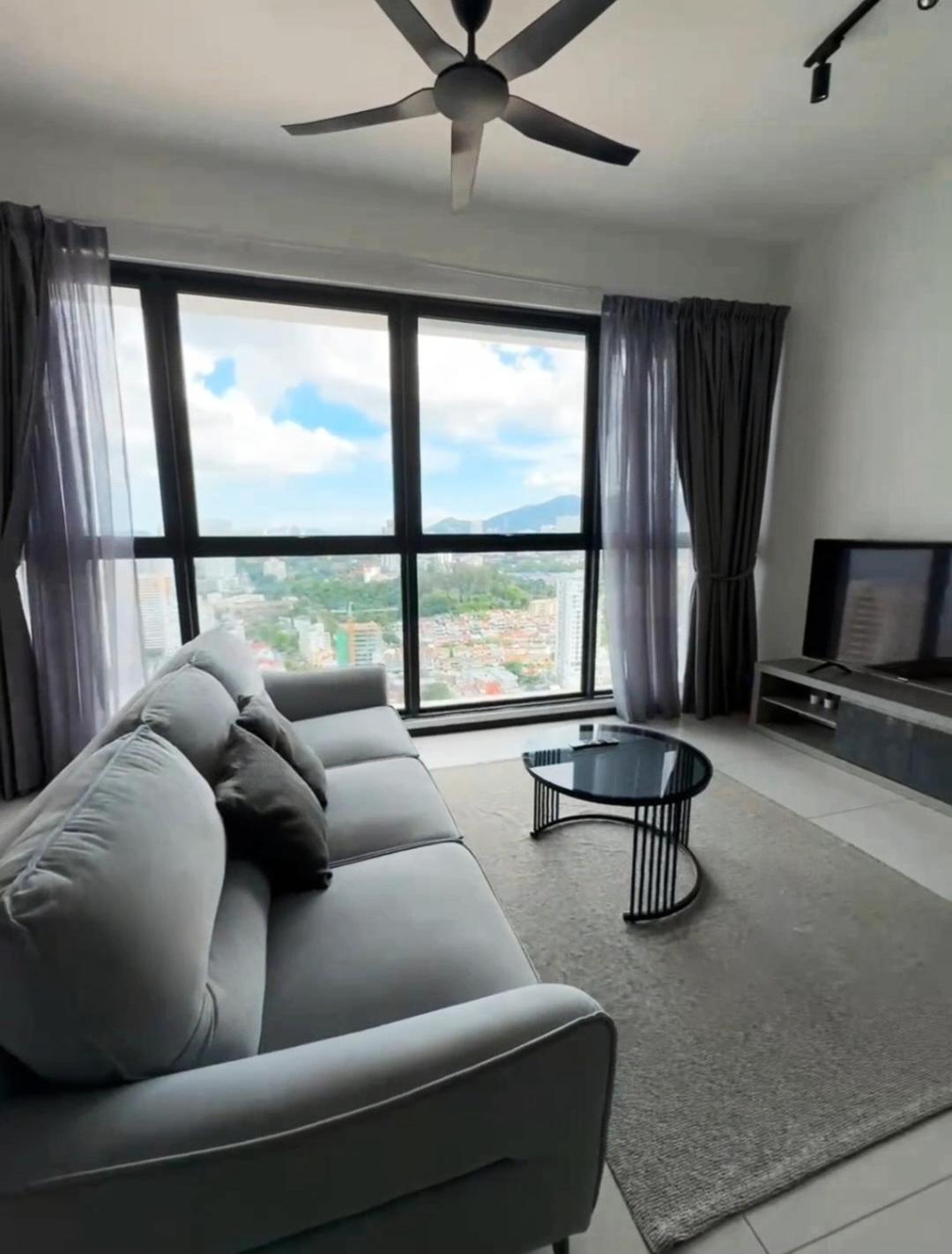 Urban Suites Two Or Three Bedroom Georgetown By Anc Jelutong Exterior photo