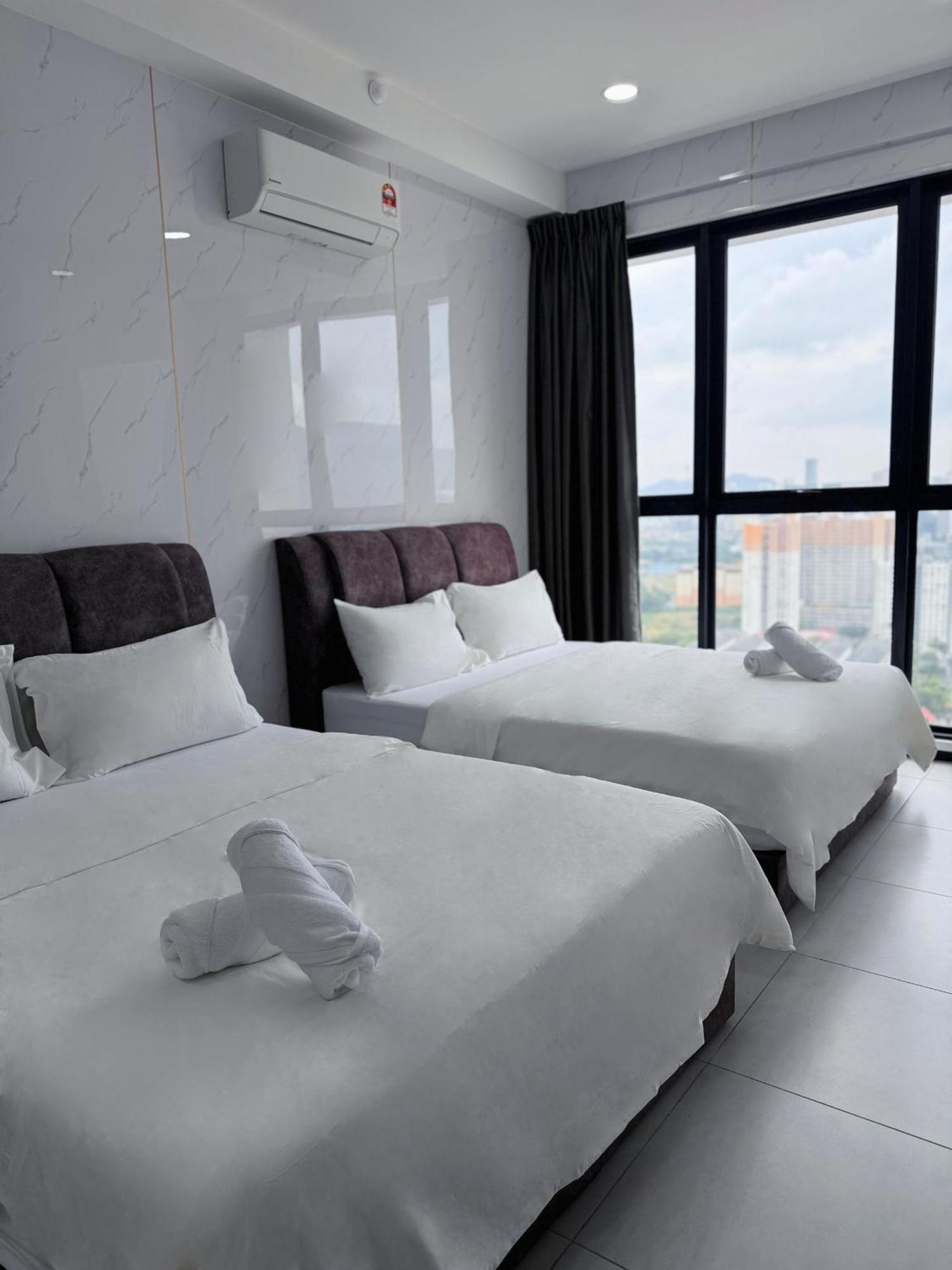 Urban Suites Two Or Three Bedroom Georgetown By Anc Jelutong Exterior photo